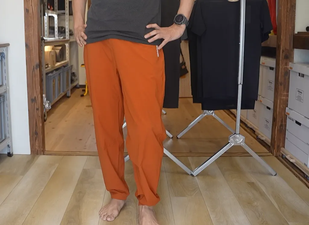 軽い履き心地の超軽量トレッキングパンツ『HOUDINI Pace Light Pants